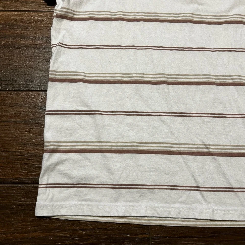 Champion Men’s Short‎ Sleeve Shirt Medium White with Brown Tan horizantal lines - Picture 3 of 10